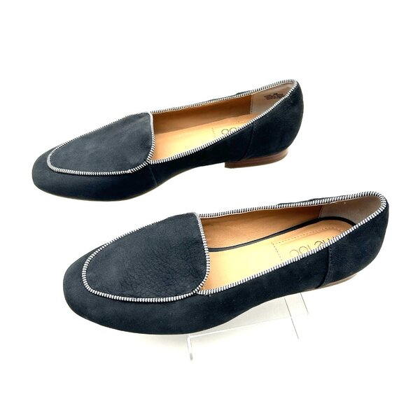 ME TOO YASOR  Women’s 9M Dark Blue Loafer Flats with White Trim - Picture 1 of 10